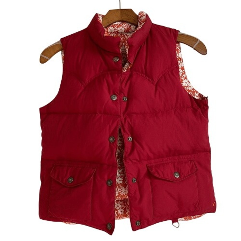 Red Puffer Vest American‎ Eagle medium Reversible Floral cottagecore Vintage